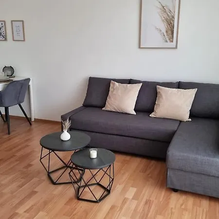 Lime Homes Balkon, Kueche, Messe, Marienburg