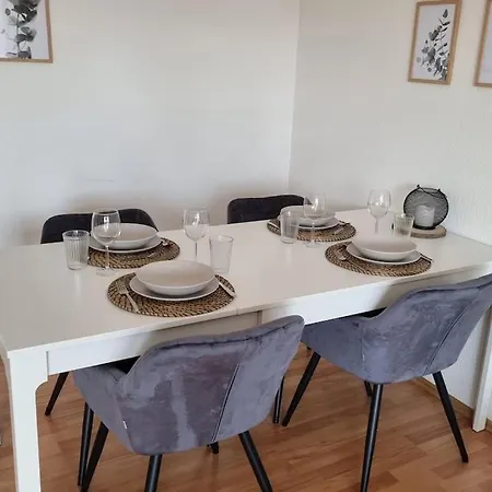 Apartment Lime Homes Balkon, Kueche, Messe, Marienburg *