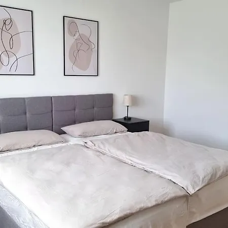 Lime Homes Balkon, Kueche, Messe, Marienburg Sarstedt