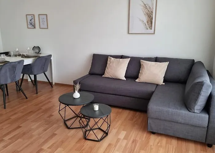 Lime Homes Balkon, Küche, Messe, Marienburg